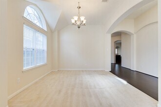 2706 Night Song Dr in Pearland, TX - Building Photo - Building Photo