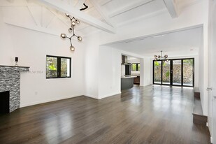3573 Linden Ln in Miami, FL - Building Photo