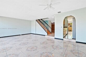 833 NW 82nd Ave in Plantation, FL - Building Photo - Building Photo