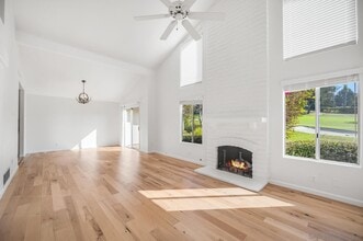 131 Saltillo Ct in Solana Beach, CA - Building Photo - Building Photo
