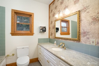 14520 Fremont Ave N in Shoreline, WA - Building Photo - Building Photo