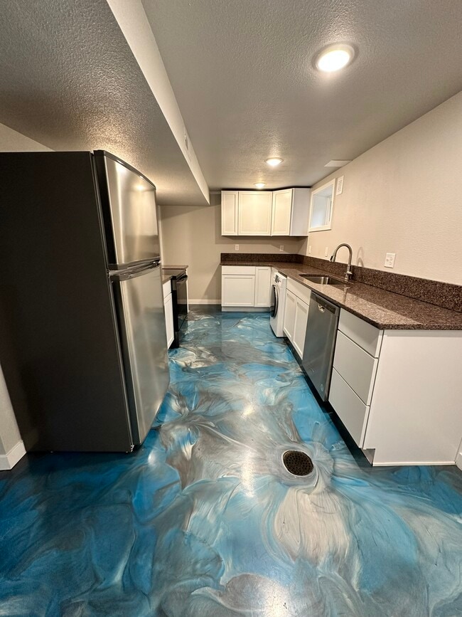 613 Killarney Dr in Cheyenne, WY - Building Photo - Building Photo