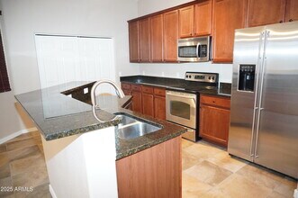 3330 S Gilbert Rd in Chandler, AZ - Building Photo - Building Photo