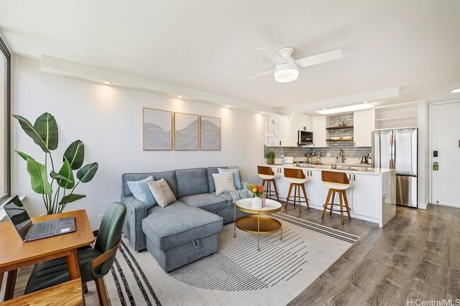 property at 411 Hobron Ln