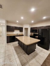 10531 Maidstone Cove Dr in Jacksonville, FL - Building Photo - Building Photo