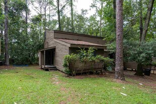 1349 Rumba Ln in Tallahassee, FL - Building Photo