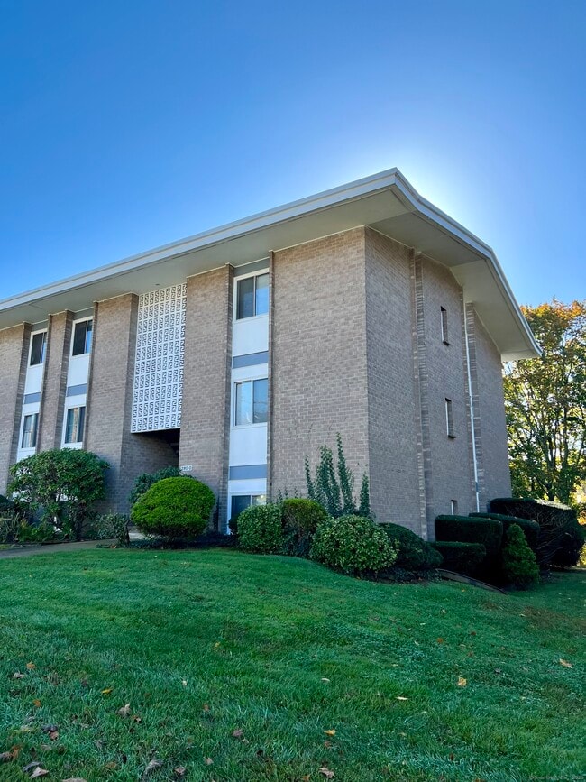 property at 280 Gardner Ave