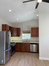 4875 W 138th St, Unit 4875 half in Hawthorne, CA - Building Photo - Building Photo