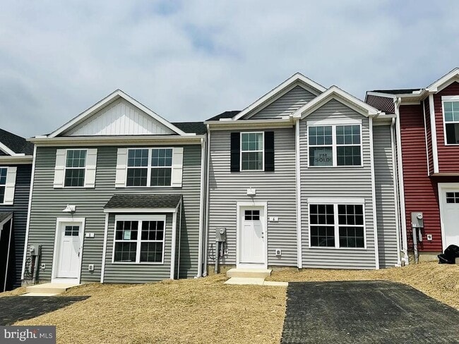 property at 6 Lismore Pl