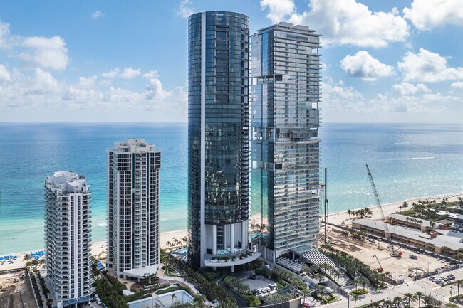 Porsche Design Tower