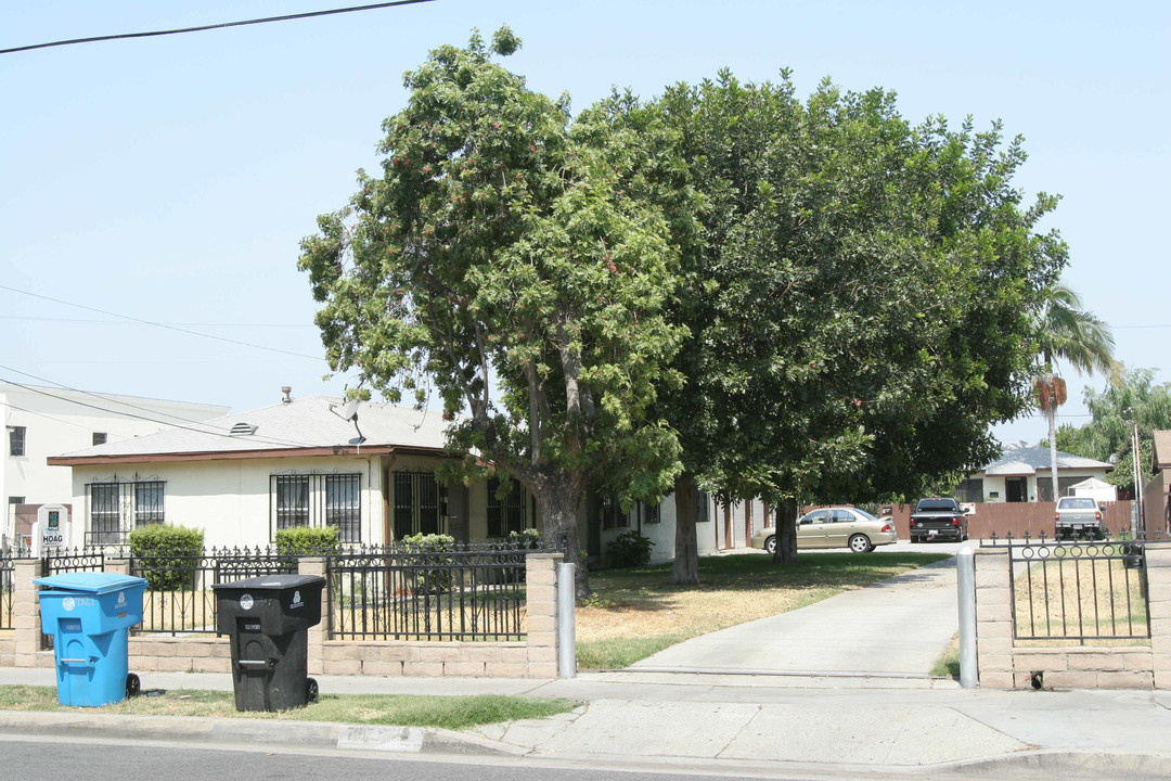 7311-7315 Jaboneria Rd. in Bell Gardens, CA - Building Photo