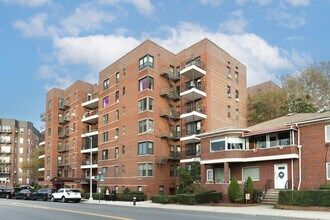 7401 Shore Rd in Brooklyn, NY - Building Photo - Building Photo