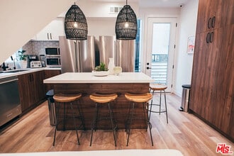 838 N Harvard Blvd in Los Angeles, CA - Building Photo - Building Photo