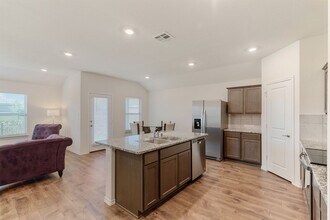 936 English Dr in Krugerville, TX - Building Photo - Building Photo
