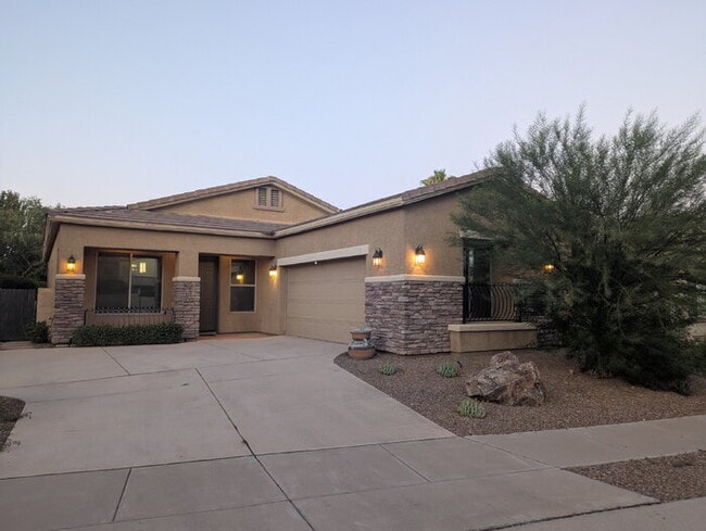 property at 15289 S Via Lago Del Encanto
