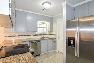104 Rosewood Dr in Prattville, AL - Building Photo - Building Photo