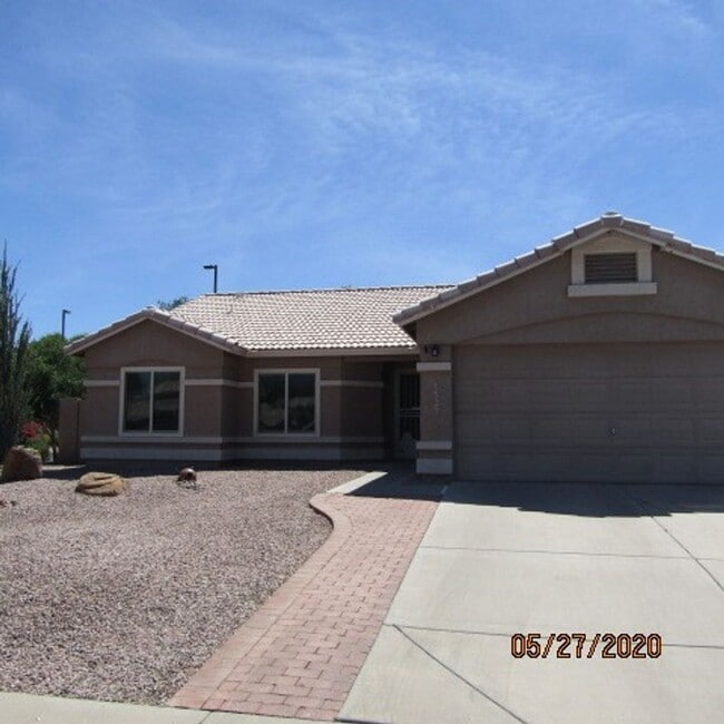 1529 S Sahuaro Dr in Gilbert, AZ - Building Photo - Building Photo