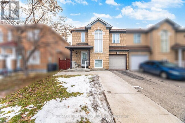 19 Flatlands Way in Brampton, ON - Building Photo - Building Photo