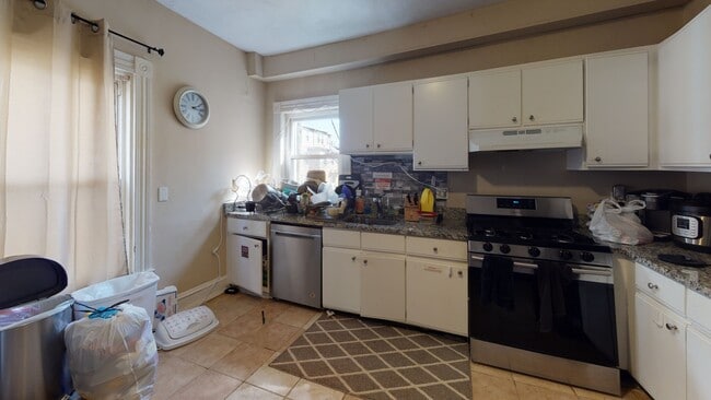 43 Pratt St, Unit 2