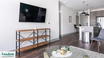 1950 Winrock Blvd, Unit 1368 in Houston, TX - Building Photo