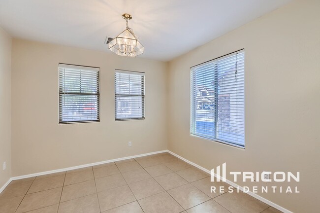 10525 W La Reata Ave in Avondale, AZ - Building Photo - Building Photo