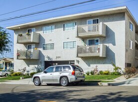 524 Francisca N Ave, Unit 4B in Redondo Beach, CA - Building Photo