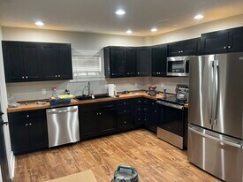 1008 Milroy St in Frankfort, IN - Building Photo