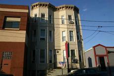 737 Communipaw Ave in Jersey City, NJ - Foto de edificio - Building Photo