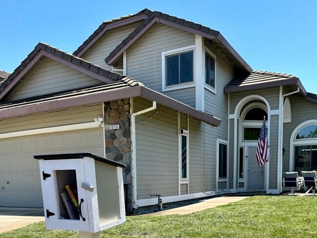 property at 10153 Gatemont Cir