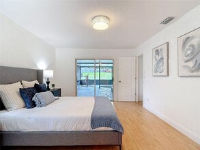 5344 Lowell Ave in Spring Hill, FL - Building Photo - Building Photo