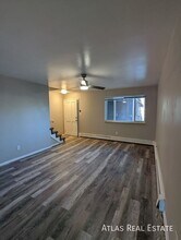 5703 S Pearl St in Centennial, CO - Building Photo - Building Photo