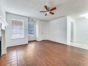 1700 Windsong Ln in Irving, TX - Building Photo - Building Photo