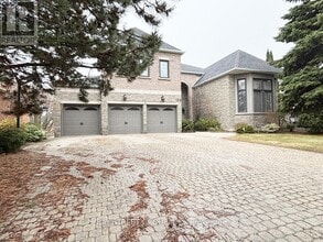 12 A Ava Crescent in Richmond Hill, ON - Building Photo - Building Photo