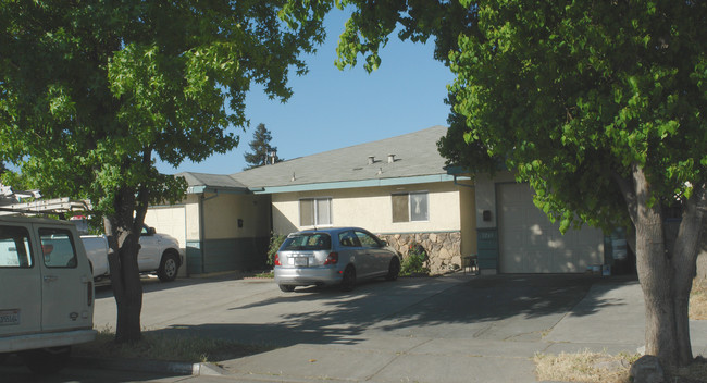 3261-3267 Locke Dr in San Jose, CA - Building Photo - Building Photo