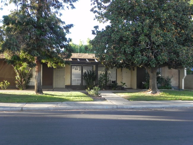 4300 Fjord St in Bakersfield, CA - Building Photo - Building Photo