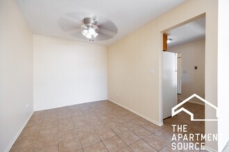 112 N Kenilworth Ave, Unit 2F in Oak Park, IL - Building Photo - Building Photo