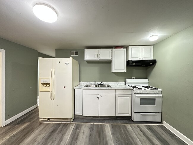 3336 W Chicago Ave in Chicago, IL - Building Photo - Building Photo