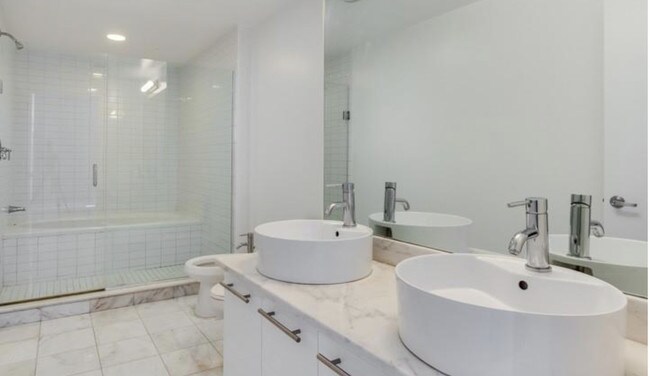 888 Biscayne Blvd, Unit 2007 in Miami, FL - Building Photo - Building Photo