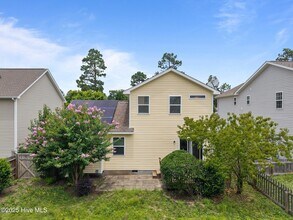 123 Lightwater Dr in Aberdeen, NC - Foto de edificio - Building Photo