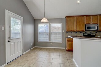 13834 Rolling River Ln in Houston, TX - Building Photo - Building Photo