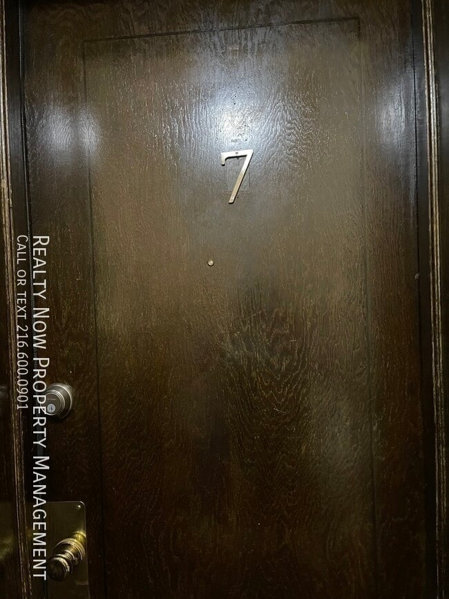 11871 Lake Ave in Lakewood, OH - Building Photo - Building Photo