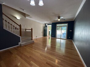 4175 Mariners Point Rd in Norfolk, VA - Building Photo - Building Photo