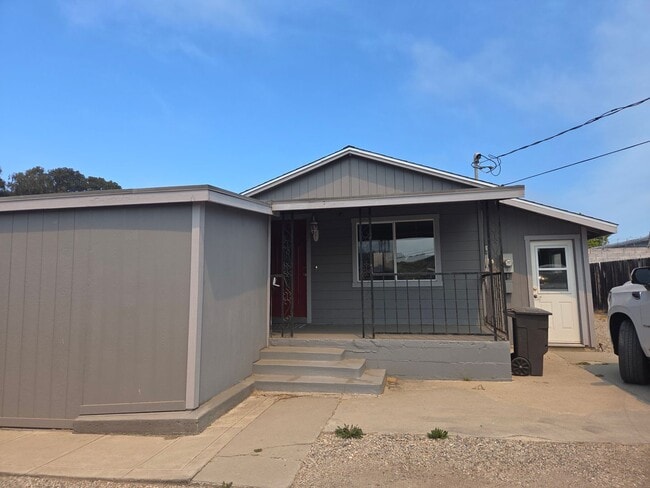 property at 1417 S 4th St