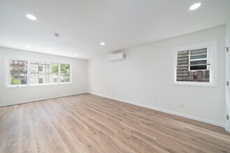 347 New York Ave in Jersey City, NJ - Building Photo - Building Photo