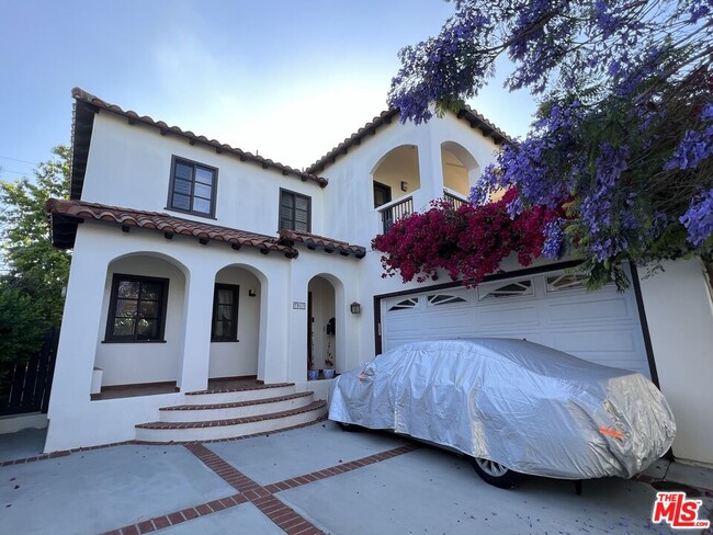 7917 Westlawn Ave in Los Angeles, CA - Building Photo - Building Photo
