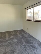 543 S Ivy St in Medford, OR - Building Photo - Building Photo