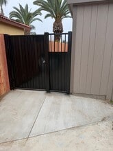 319 W Los Angeles Ave in Shafter, CA - Building Photo - Building Photo