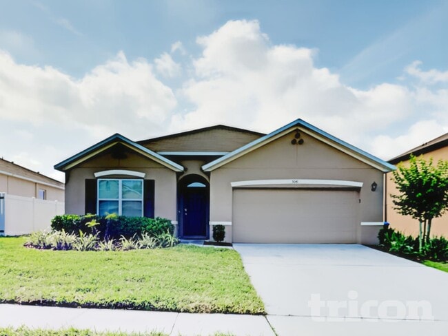 property at 3041 Teak Ct