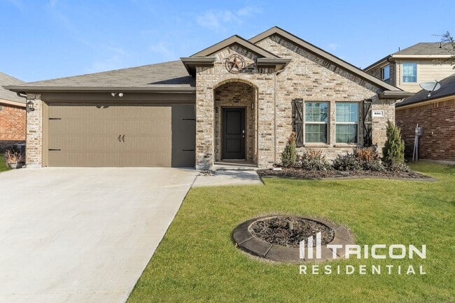 property at 881 Darst Dr