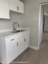 4406 W Paris St in Tampa, FL - Building Photo - Building Photo